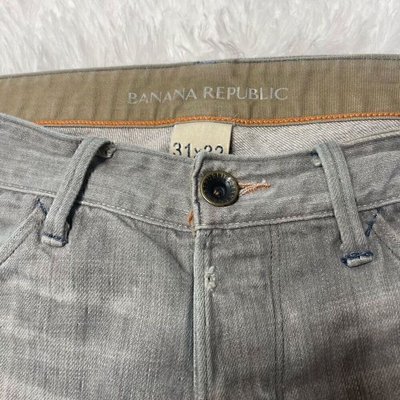 Banana Republic Mens Vintage Straight Jeans 31 x 32 Grey Distressed - Picture 7 of 11